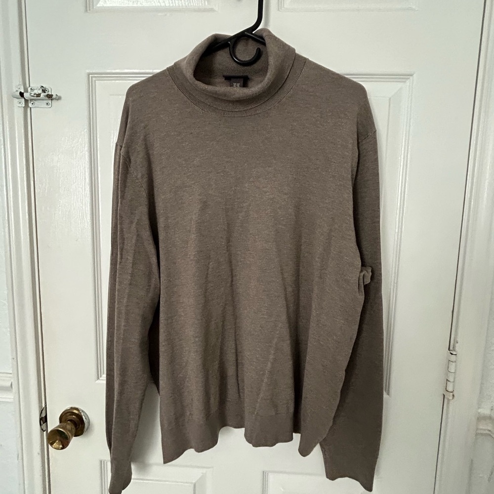 H&M Men's Brown Turtleneck Sweater
